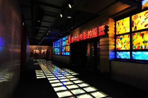 長影紅色經(jīng)典系列舞臺劇 長歌影魂 深受市民游客喜愛